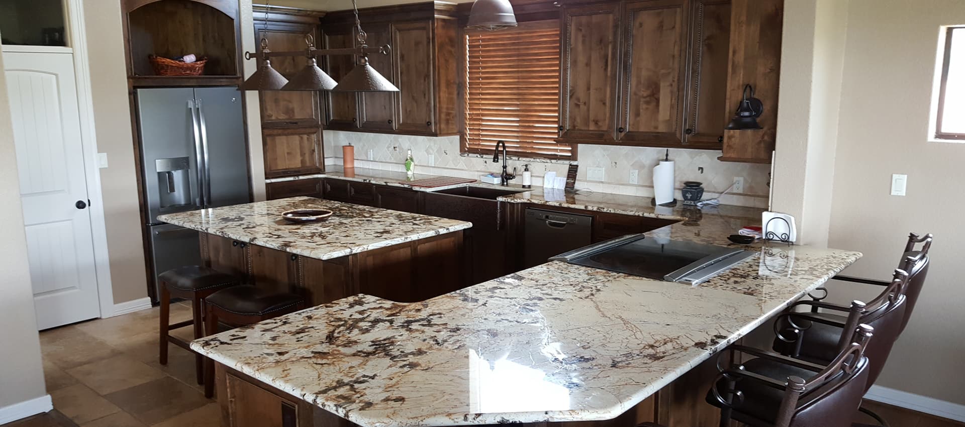 A2Z Granite & Tile Inc Banner